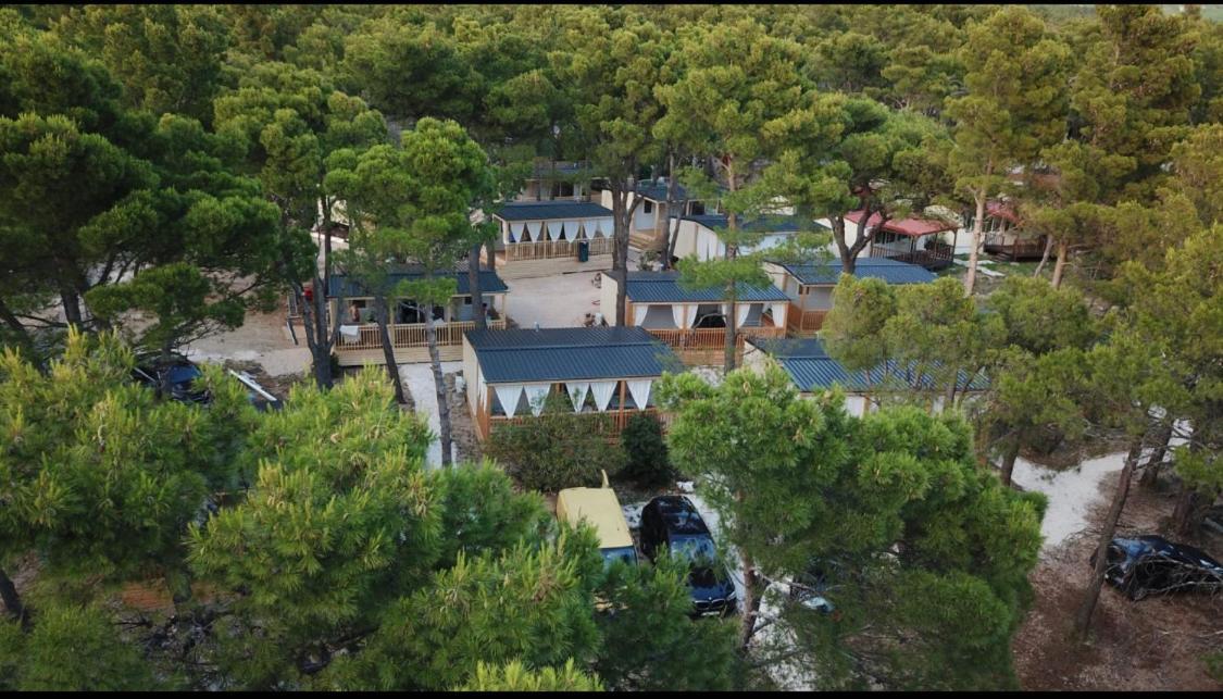 Oaza Mira Mobile Houses - Camp Basko Polje #Bestoffer Baška Voda エクステリア 写真